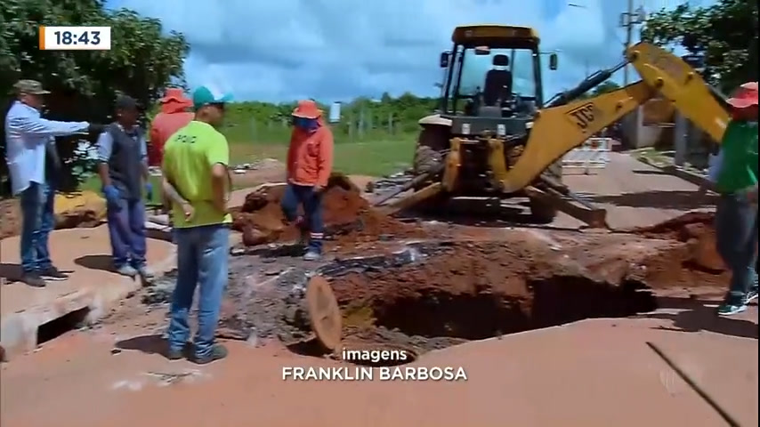 Vídeo: Galeria de água se rompe sob asfalto e cratera se abre em Ceilândia