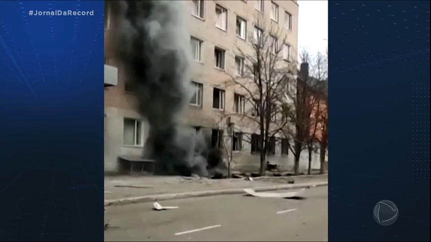 Vídeo: Ataque russo atinge maternidade em Kherson, na Ucrânia