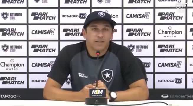 Vídeo: Lucio Flavio avalia elenco B do Botafogo antes da estreia no Cariocão