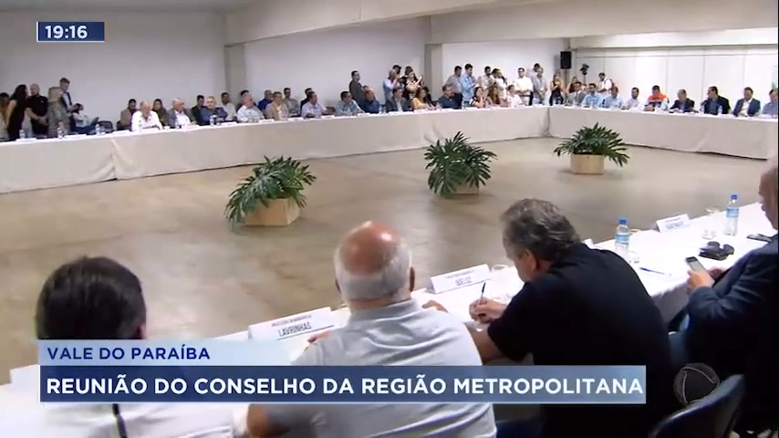 Vídeo: Prefeitos da região do Vale do Paraíba se reúnem com governador