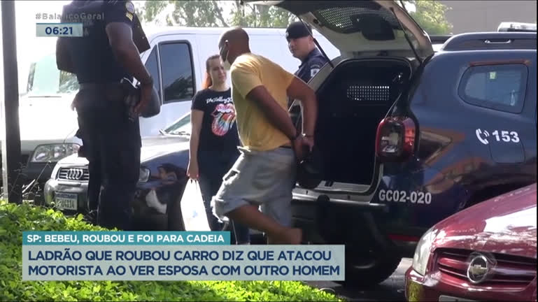 Vídeo: Ladrão diz que roubou carro ao ver mulher fugindo com taxista