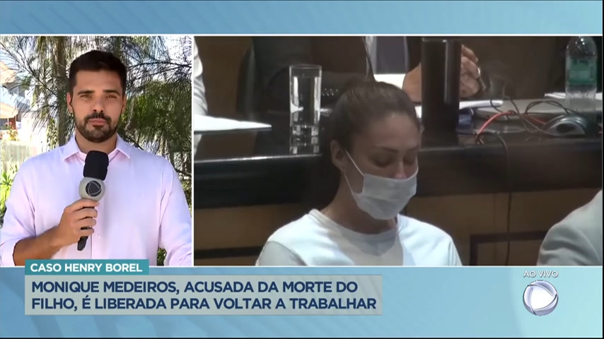 Vídeo: Monique Medeiros volta a trabalhar na Secretaria de Educação do Rio