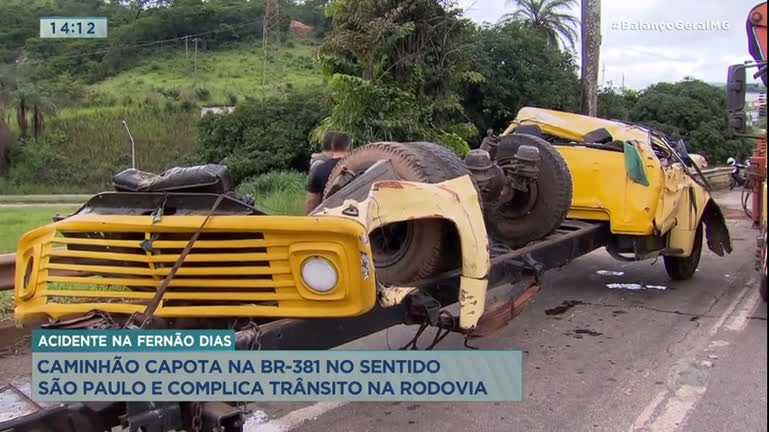 Vídeo: Motorista capota caminhão após perder o controle do veículo em Betim (MG)