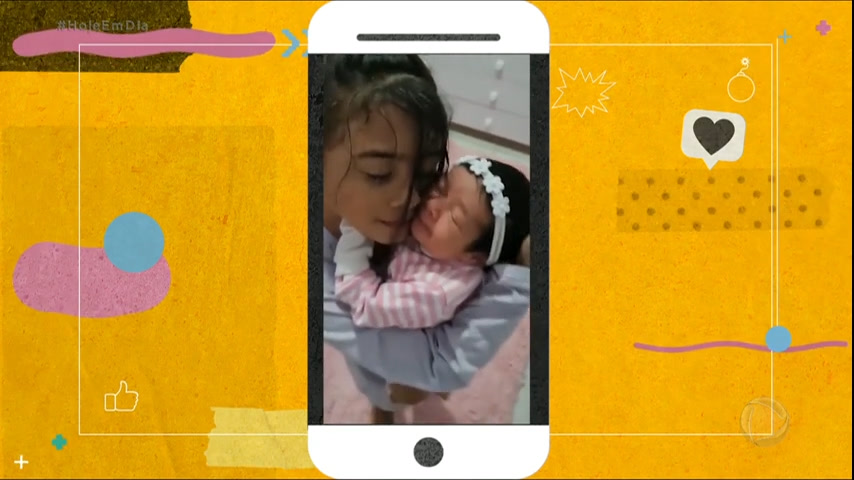 Vídeo: Menina comove as redes sociais com sua reação ao conhecer irmã mais nova