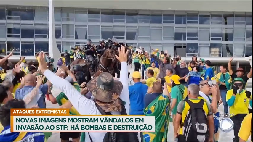 Vídeo: Novas imagens de vândalos atacando Brasília mostram bombas e destruição