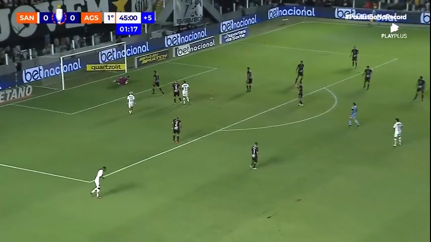 Vídeo: Veja os melhores momentos de Santos 0 x 0 Água Santa com Bola, Silvio Luiz e Carioca