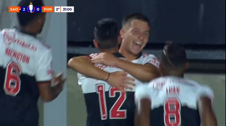 Vídeo: São Paulo goleia a Portuguesa por 4 a 1 no Morumbi; veja os melhores momentos