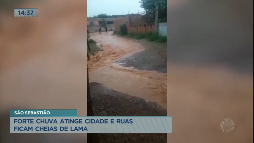 Vídeo: Chuva causa alagamentos e enxurradas em São Sebastião (DF)