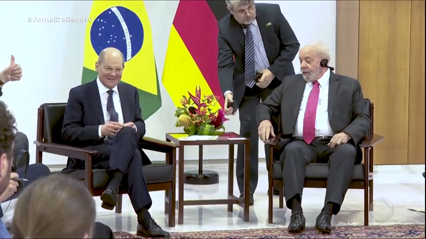 Vídeo: Lula recebe chanceler alemão Olaf Scholz no Palácio do Planalto