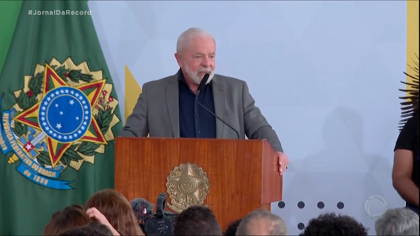 Vídeo: Em um mês no cargo, Lula tenta equilibrar harmonia entre instituições e derrapa em falas polêmicas