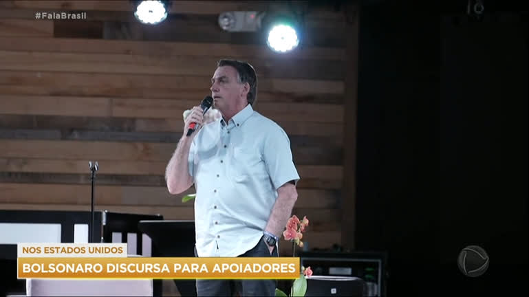 Vídeo: Jair Bolsonaro discursa para apoiadores nos EUA