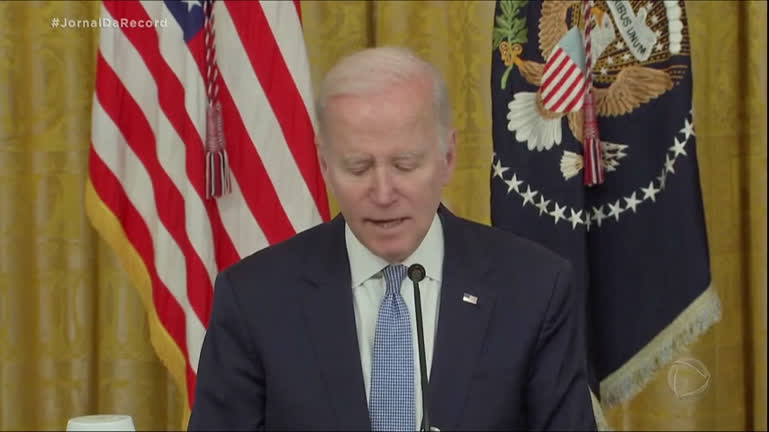 Vídeo: FBI faz buscas por documento confidenciais em casa de praia do presidente Joe Biden