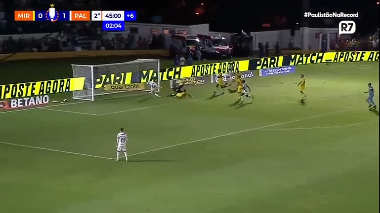 Vídeo: Atuesta recebe na pequena área e marca segundo gol do Palmeiras