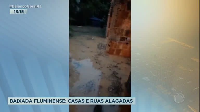 Vídeo: Chuva forte alaga casas em Nova Iguaçu, na Baixada Fluminense