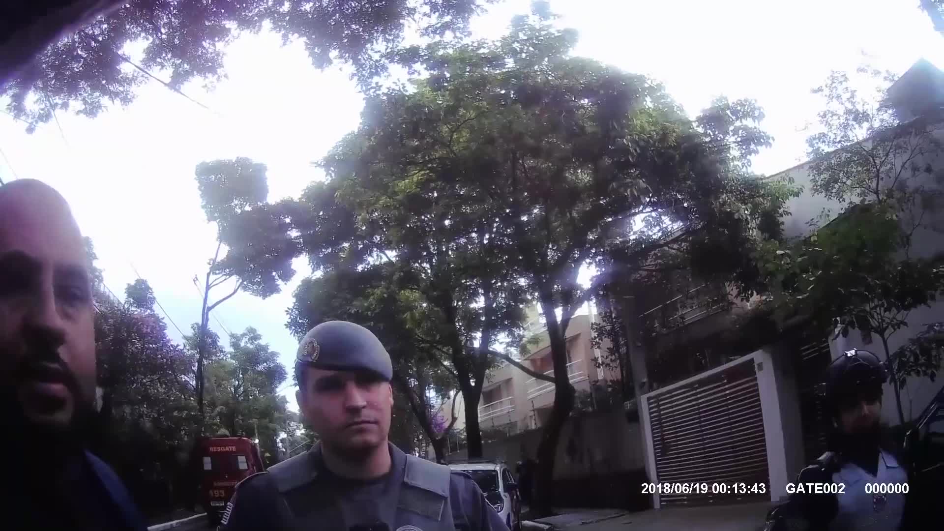 Vídeo: SP: Câmera grava negociação da Polícia Militar com sequestradores de casal em Pinheiros