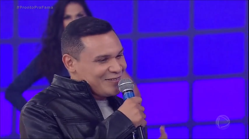Vídeo: Matias Luz encanta jurados e canta "Nada Mais" no Hora do Faro
