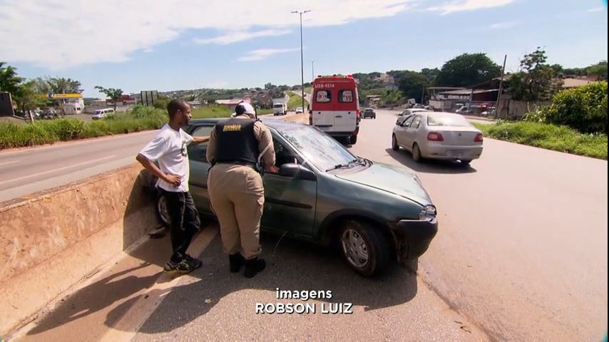 Vídeo: Motorista sem carteira de habilitação bate carro no Anel Rodoviário em BH