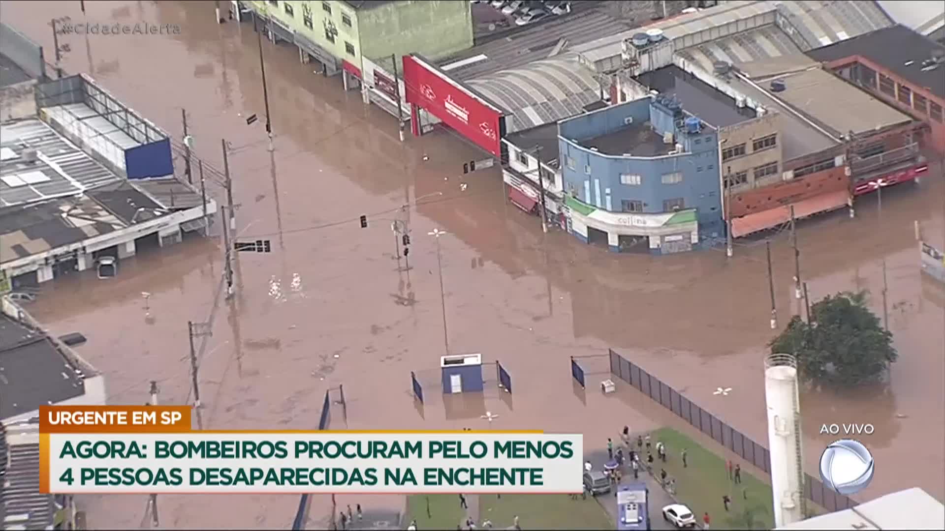 Vídeo: Primeira morte em decorrência das chuvas desta terça-feira é confirmada em Guarulhos (SP)
