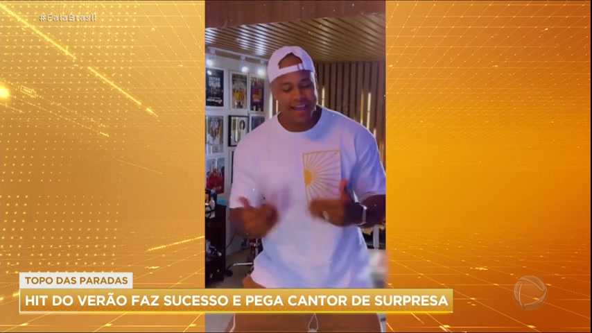 Vídeo: Hit do verão faz sucesso na internet e pega Léo Santana de surpresa