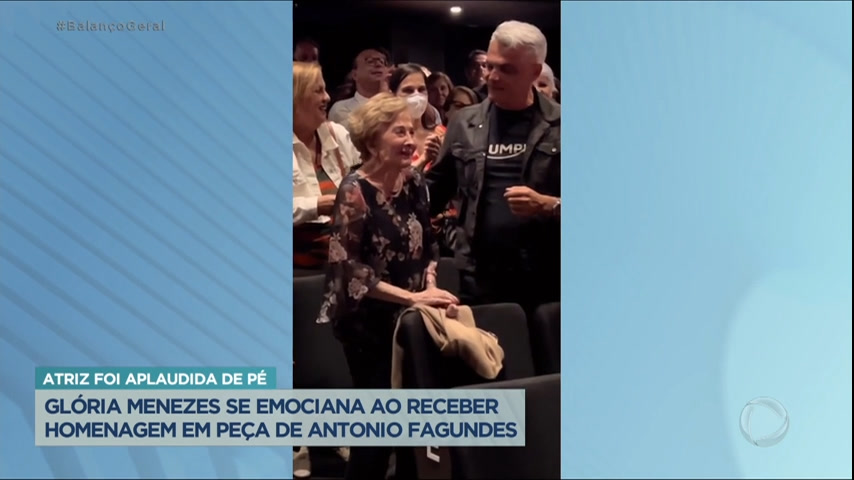 Vídeo: Glória Menezes fica emocionada ao receber homenagem de Antônio Fagundes