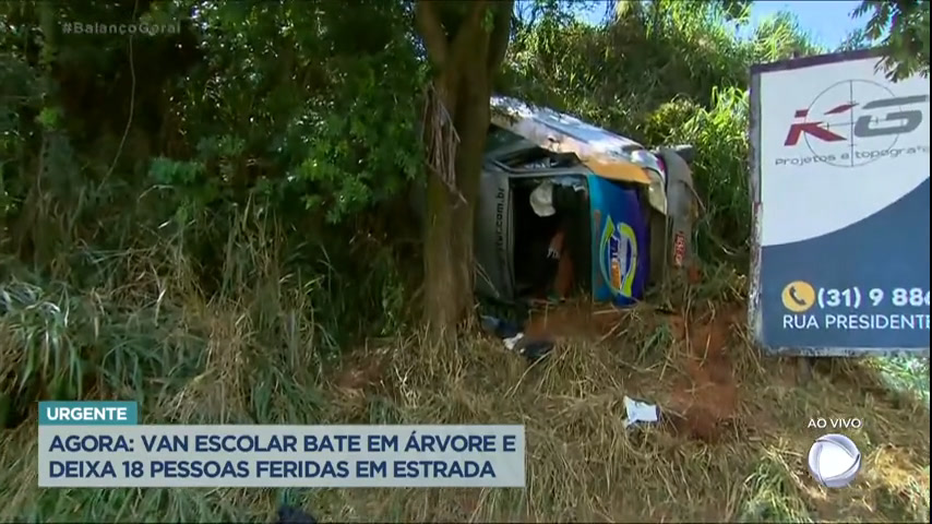 Vídeo: Acidente com van escolar deixa feridos em Minas Gerais