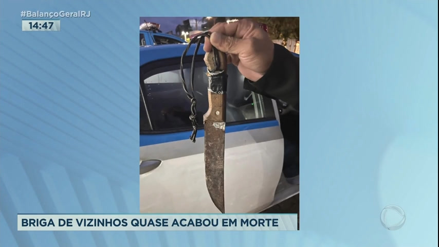 Vídeo: Casal é atacado a golpes de faca por vizinho no Rio