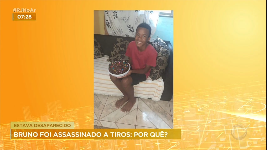 Vídeo: Adolescente é encontrado morto com tiro nas costas no Rio