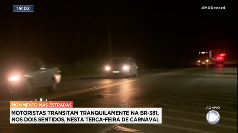 Vídeo: Motoristas transitam tranquilamente na BR-381 nesta terça-feira de Carnaval