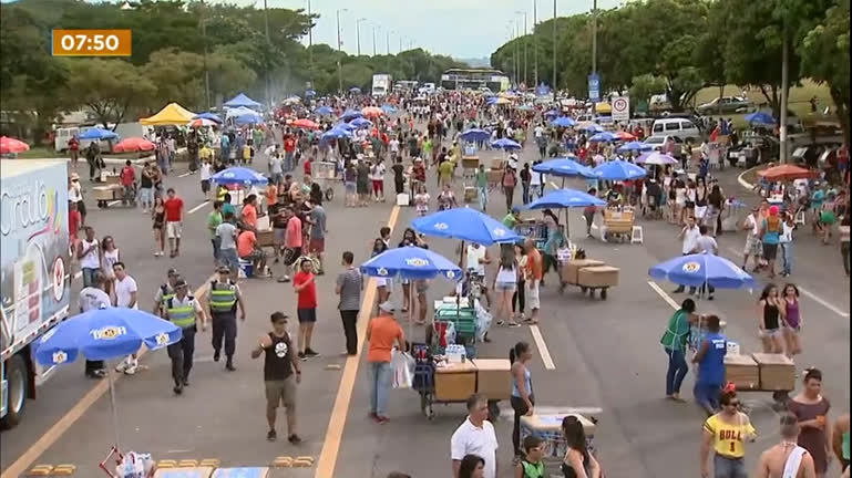 Vídeo: Bloco dos Raparigueiros e GDF fazem acordo de segurança para que o grupo participe do carnaval em 2024