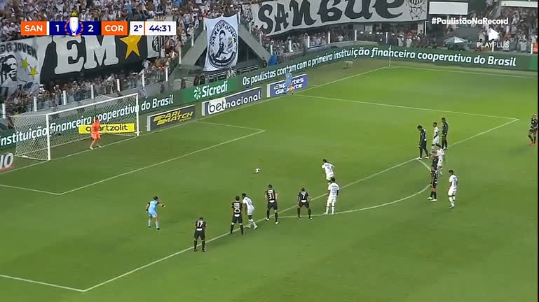 Corinthians e Santos empatam com gol contra e pênalti nos