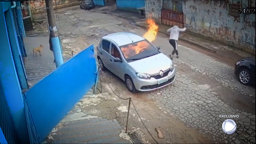 Homem que incendiou rival e esposa da vítima dão versões diferentes sobre início da briga