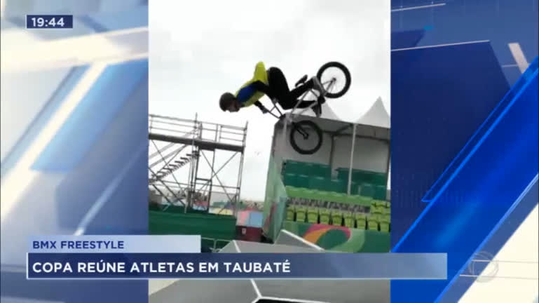 Vídeo: Taubaté recebe a Copa Internacional de bicicleta
