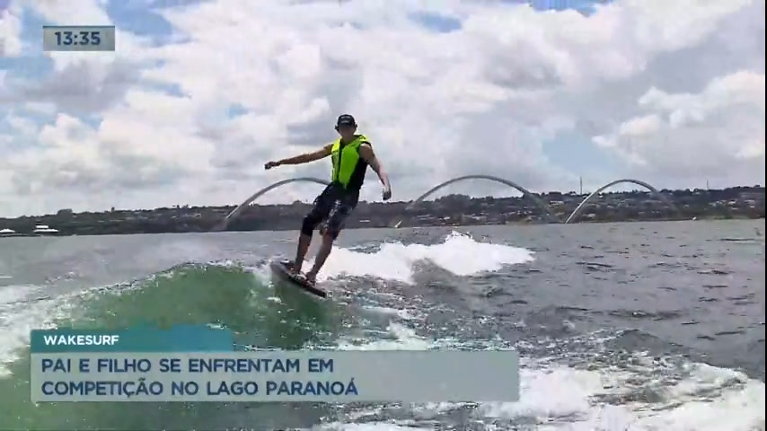 Vídeo: Pai e filho se enfrentam em competição de Wakesurf no Lago Paranoá