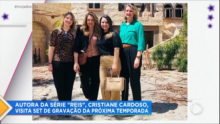 Vídeo: Autora de Reis , Cristiane Cardoso visita gravações da próxima temporada da série
