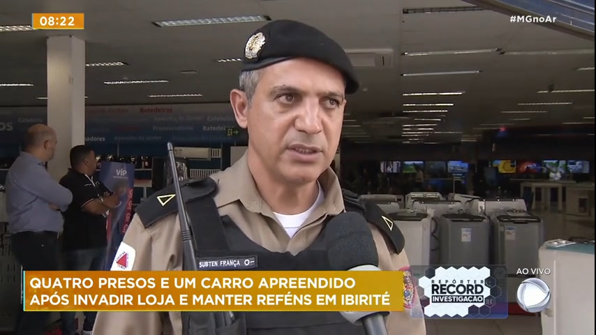 Vídeo: Clientes e funcionários são feitos reféns durante tentativa de assalto em loja de Ibirité (MG)