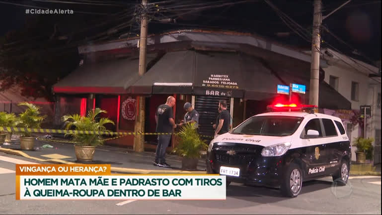 Vídeo: Filho mata a mãe e o padrasto à tiros dentro de um bar na zona norte de SP