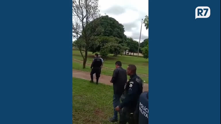 Vídeo: Vídeo: homem é preso após assediar jovem de 17 anos em ônibus no DF