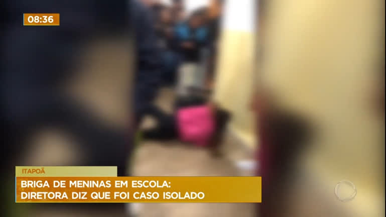 Vídeo: Vídeo: duas alunas brigam em escola no Itapoã (DF)