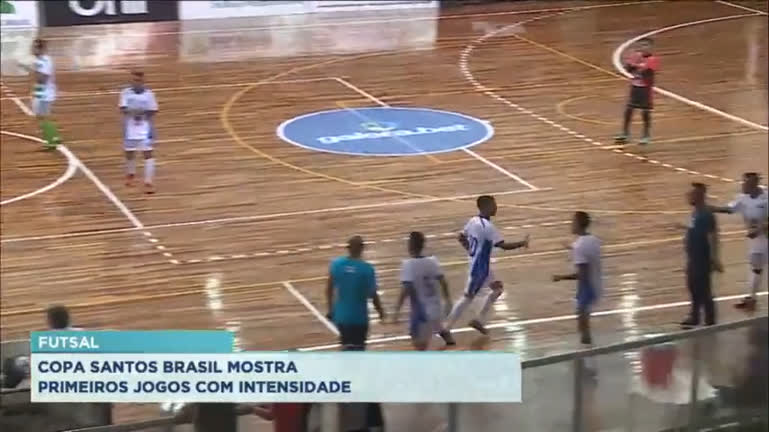 Vídeo: Copa Santos Brasil de Futsal é sucesso na rodada inicial