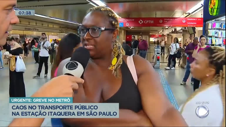 Vídeo: Usuária relata indignação com caos provocado pela greve do metrô em SP