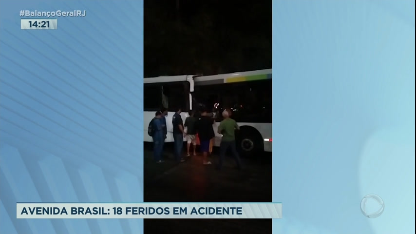 Vídeo: Acidente de ônibus deixa 18 pessoas feridas na Avenida Brasil