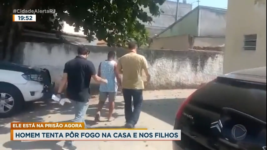 Vídeo: Homem agride ex-companheira e tenta colocar fogo nos filhos no RJ