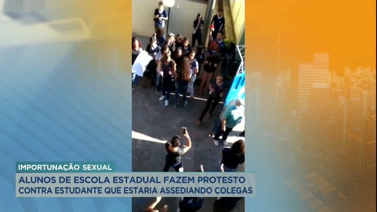 Vídeo: Alunos de escola estadual de Santa Luzia fazem protesto contra importunação sexual