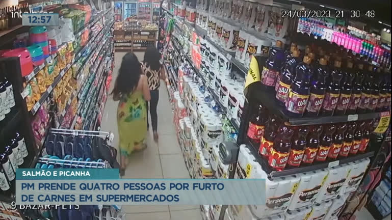 Vídeo: Mulheres furtam peças de carne em supermercado no DF