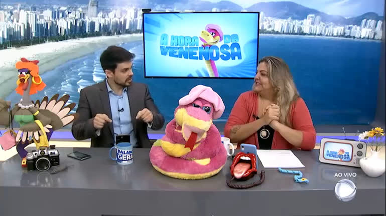 Vídeo: A HORA DA VENENOSA: Cantor anuncia aposentadoria