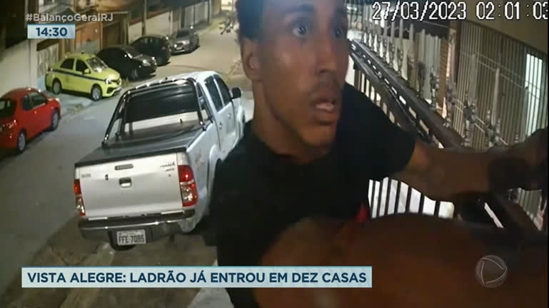 Vídeo: Câmeras flagram ação de ladrão que invade casas na zona norte do Rio