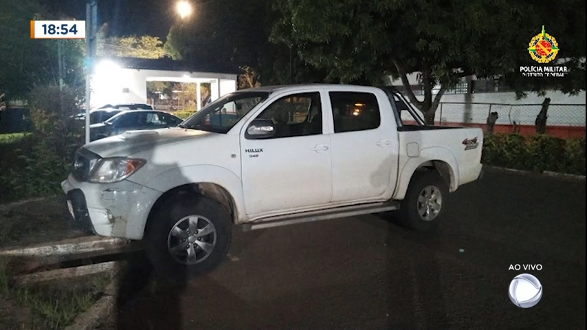 Vídeo: Homem é parado em blitz com carro com R$ 117 mil em débitos
