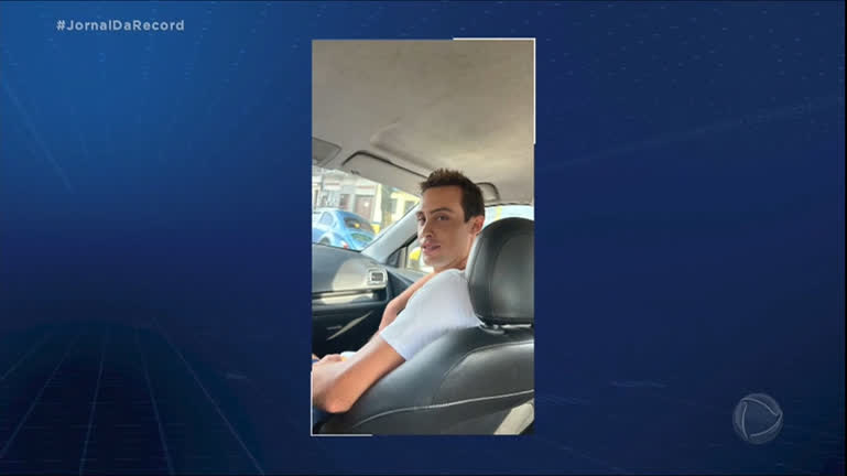 Vídeo: Modelo Bruno Krupp deixa prisão menos de um ano depois de atropelar e matar um adolescente
