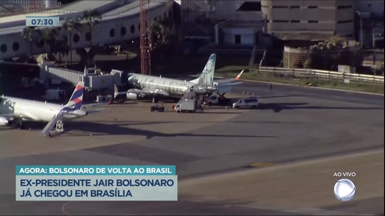 Vídeo: Bolsonaro chega ao Brasil após três meses nos Estados Unidos