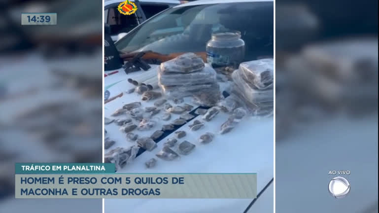 Vídeo: Homem é preso com 5 quilos de maconha e outras drogas em Planaltina